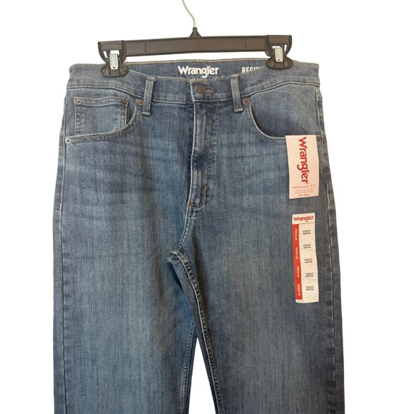 NWT Wrangler 32x32 Mens Regular Fit Blue Denim Jeans - Picture 3 of 12